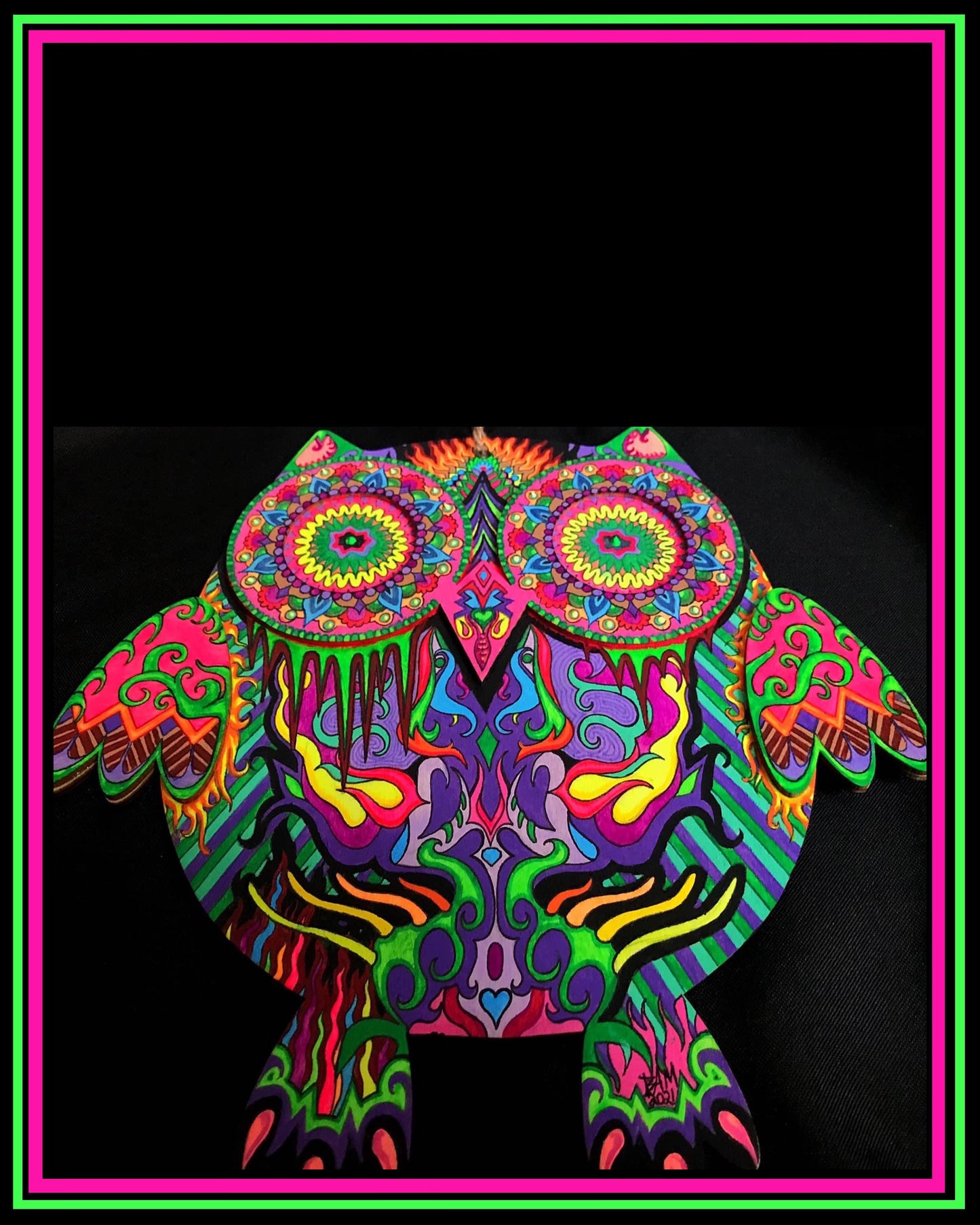 Ornement hibou peint à la main (réactif aux UV)