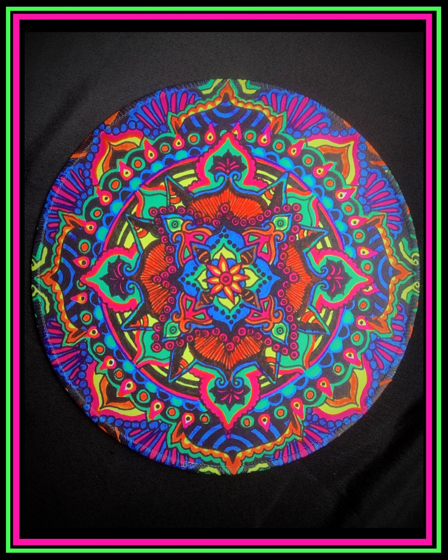 "Neon Kisses" Mousepad