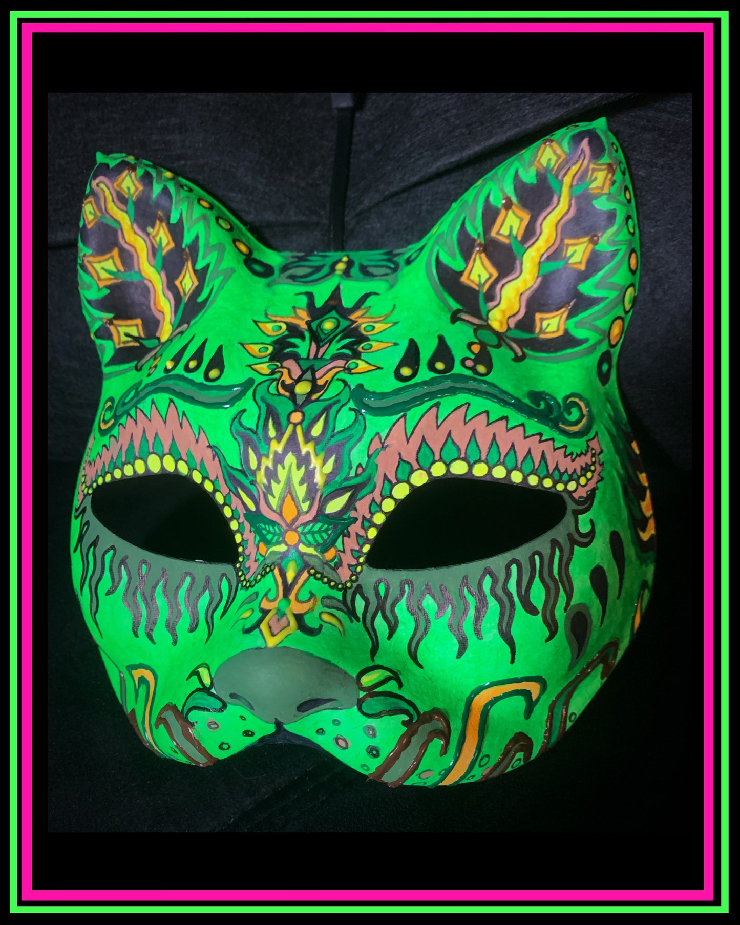 Green Magic Meow Mask